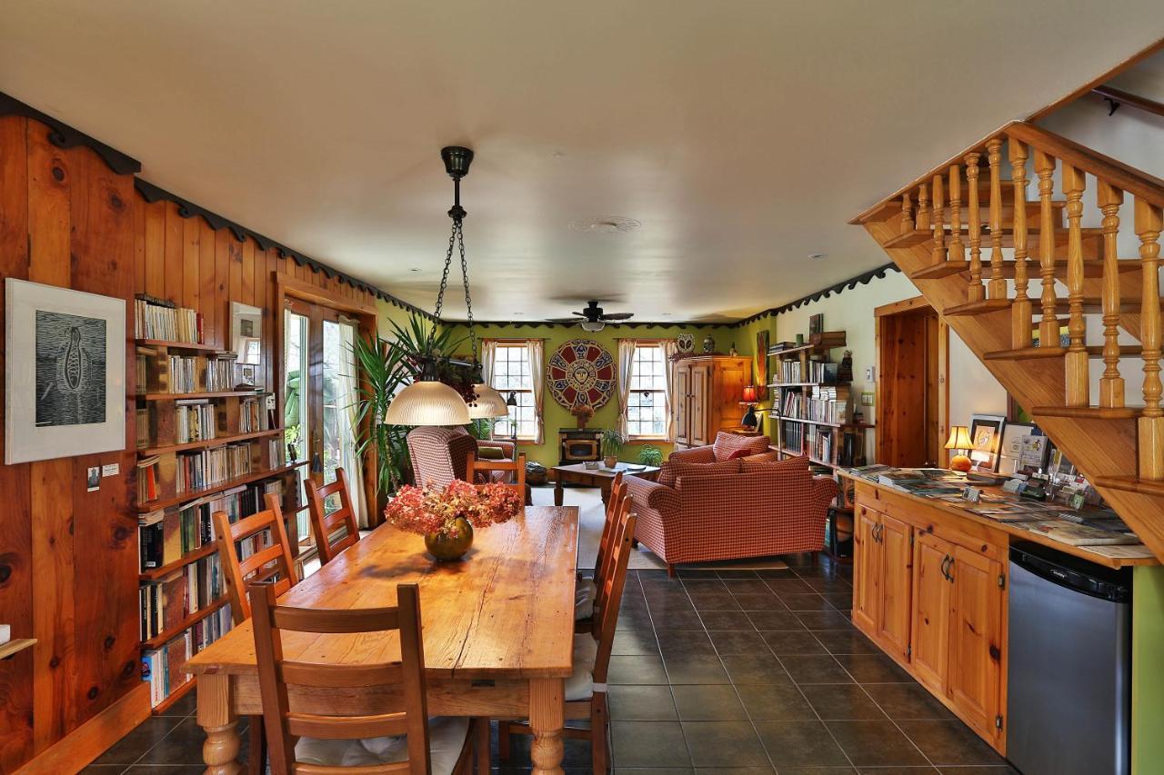 Gite Au Chant De L'onde Bed & Breakfast Frelighsburg